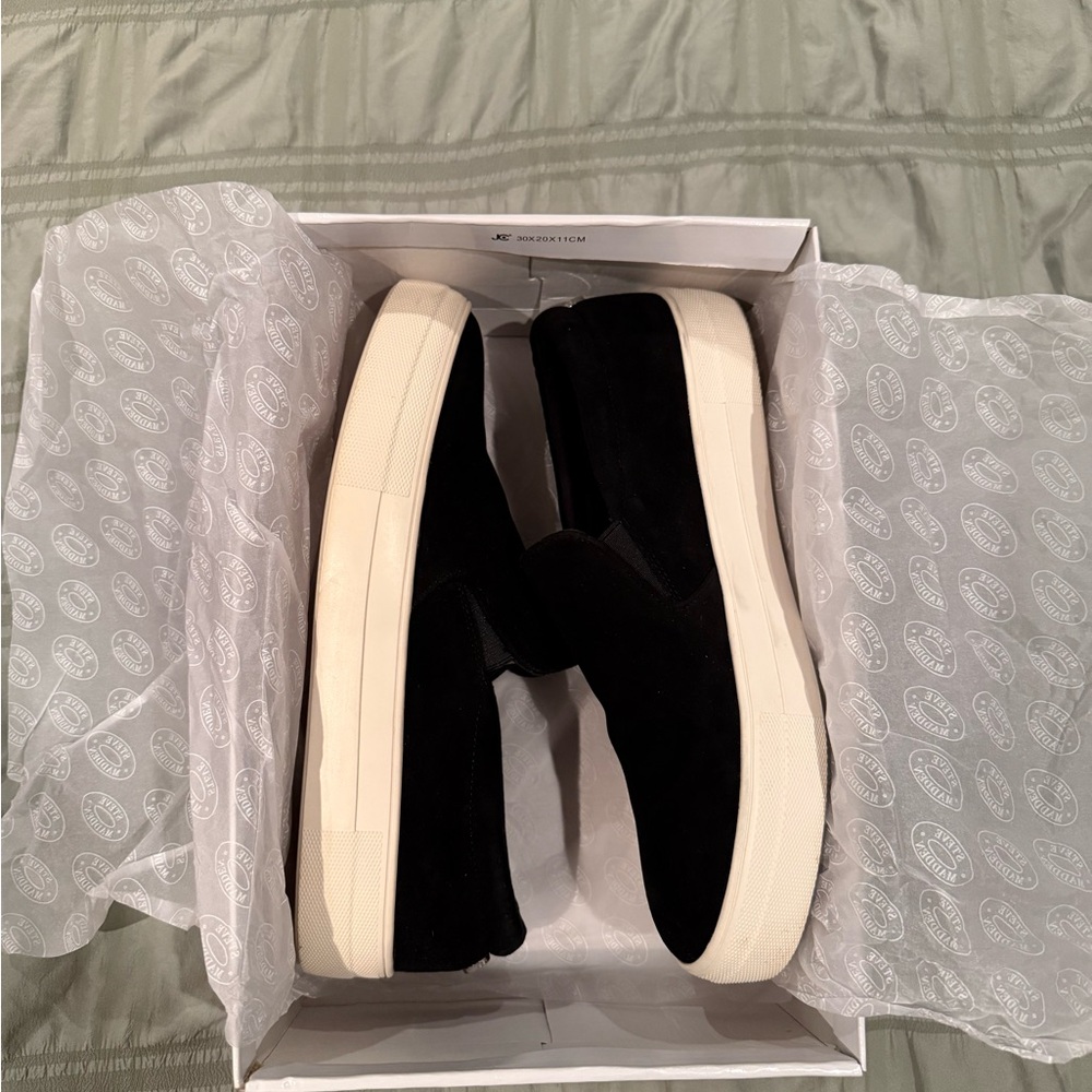 Women’s Black Slip-On Sneakers